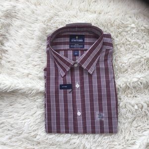 NWT ~STAFFORD WINE/WHITE FITTED SHIRT~